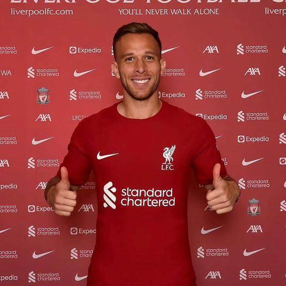 1662190673605016321.jpg FbmgCVbWYAIyCCw.jpg